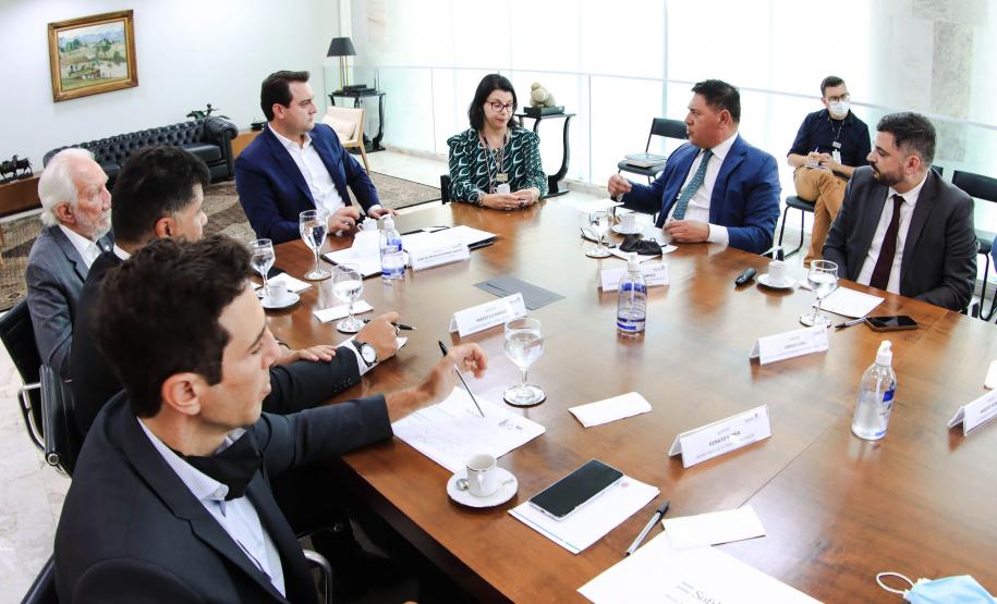 Em encontro com o SoftBank Group, governador reforça vocação do Paraná para inovação