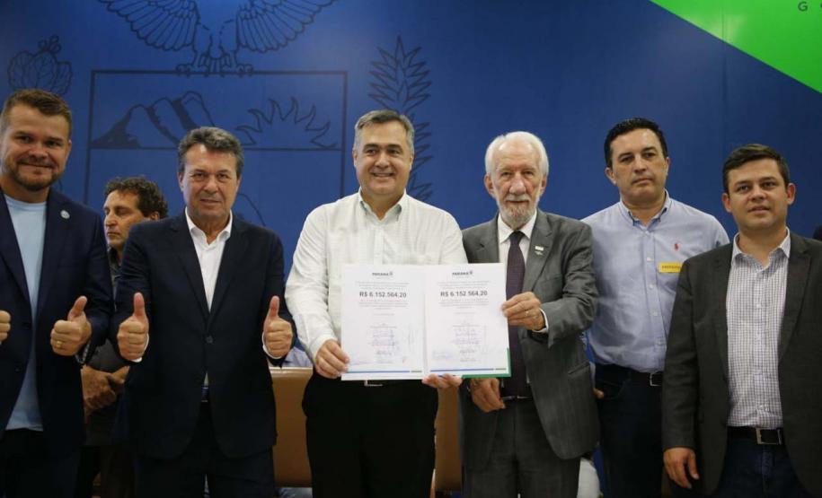 Governo anuncia R$ 126,9 milhões em nove Ambulatórios Médicos de Especialidades; veja as cidades