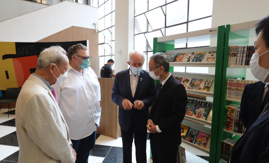 Biblioteca Pública recebe 792 mangás em celebração da amizade entre Japão e Paraná