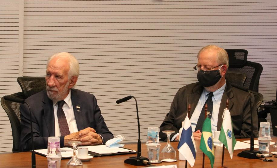 Paraná busca parceria com a Finlândia para modernizar educação