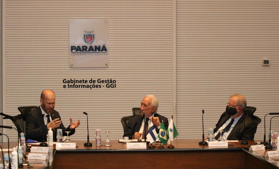 Paraná busca parceria com a Finlândia para modernizar educação