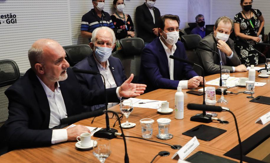 Estado reajusta em 25% valor das bolsas para pesquisadores, professores, alunos e indígenas