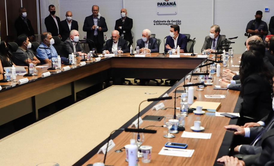 Estado reajusta em 25% valor das bolsas para pesquisadores, professores, alunos e indígenas