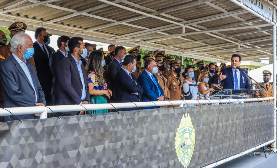 No aniversário da Academia do Guatupê, governador destaca evolução diária da PMPR