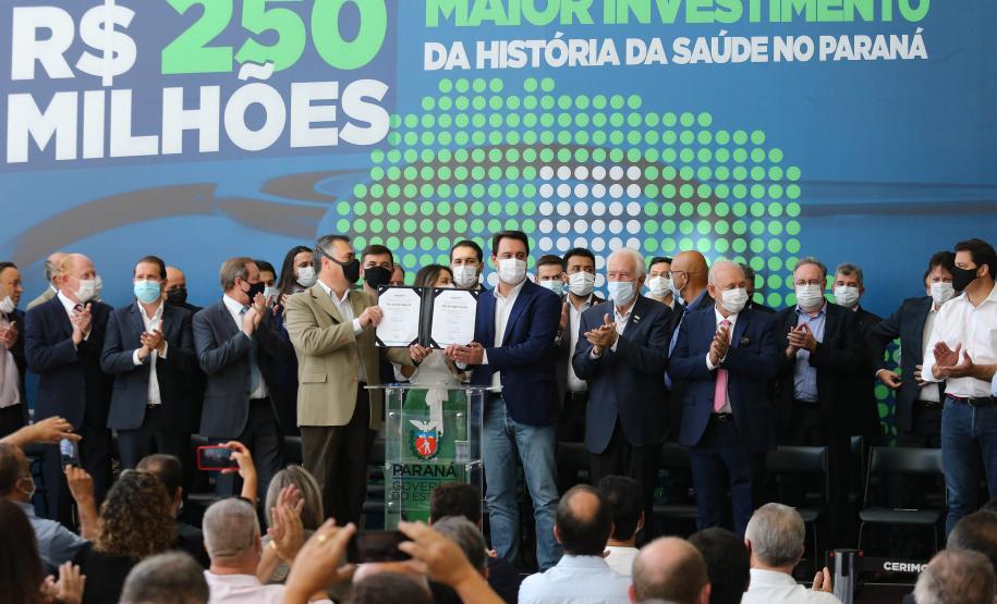 Estado investirá R$ 250 milhões em saúde nos municípios, maior pacote da história do Paraná