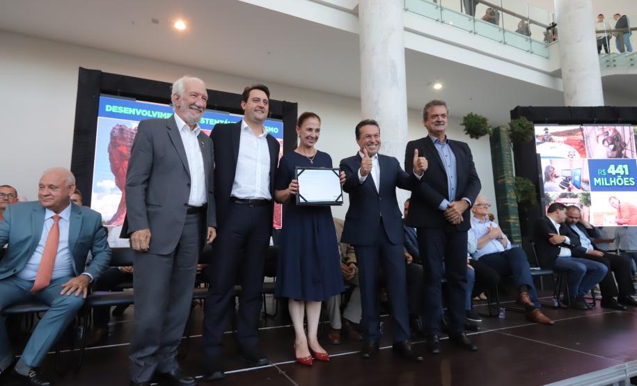 Novo pacote de investimentos ambientais engloba parques, reciclagem e veículos