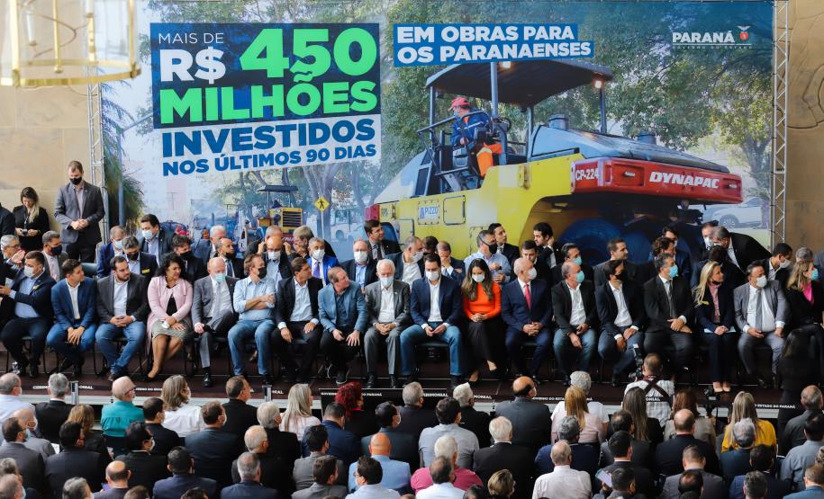 Governo investe mais de R$ 450 milhões em obras urbanas nos municípios do Paraná