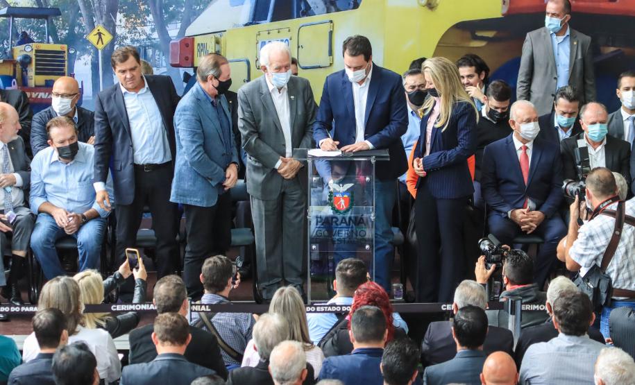 Governo investe mais de R$ 450 milhões em obras urbanas nos municípios do Paraná