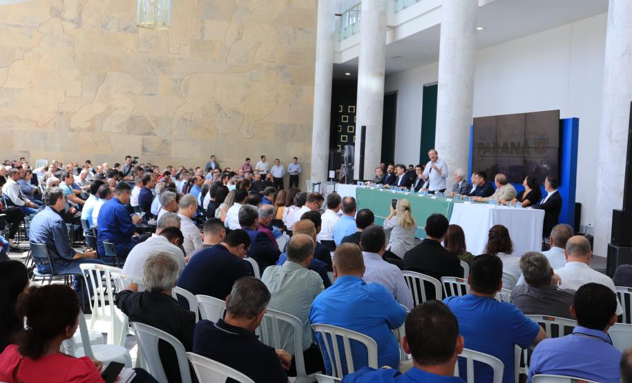 Governo do Paraná celebra a anuência unânime dos prefeitos ao Marco Legal do Saneamento Básico