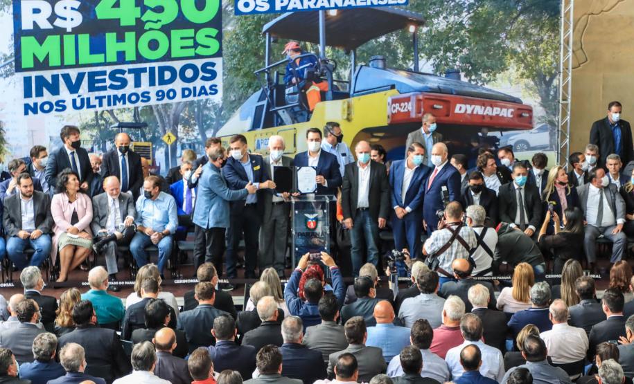 Governo investe mais de R$ 450 milhões em obras urbanas nos municípios do Paraná