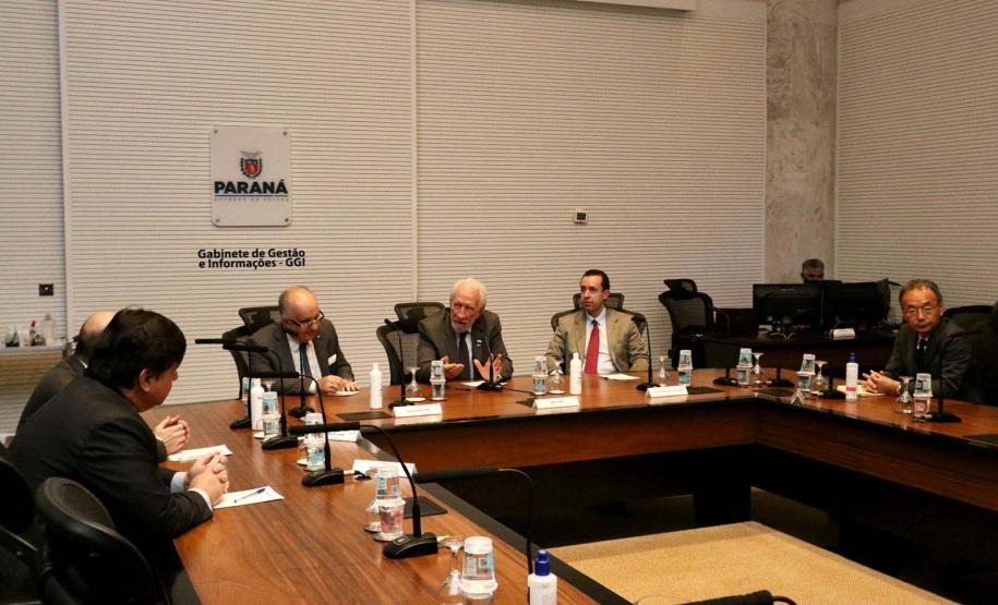 Vice-governador recebe diplomata paraguaio que se despede do cargo de cônsul-geral em Curitiba