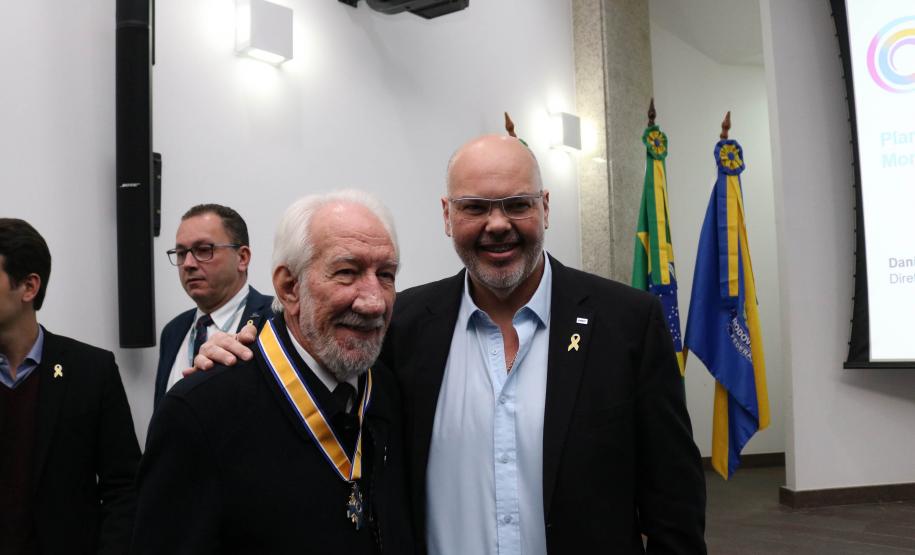 Vice-governador Darci Piana recebe homenagem da Polícia Rodoviária Federal