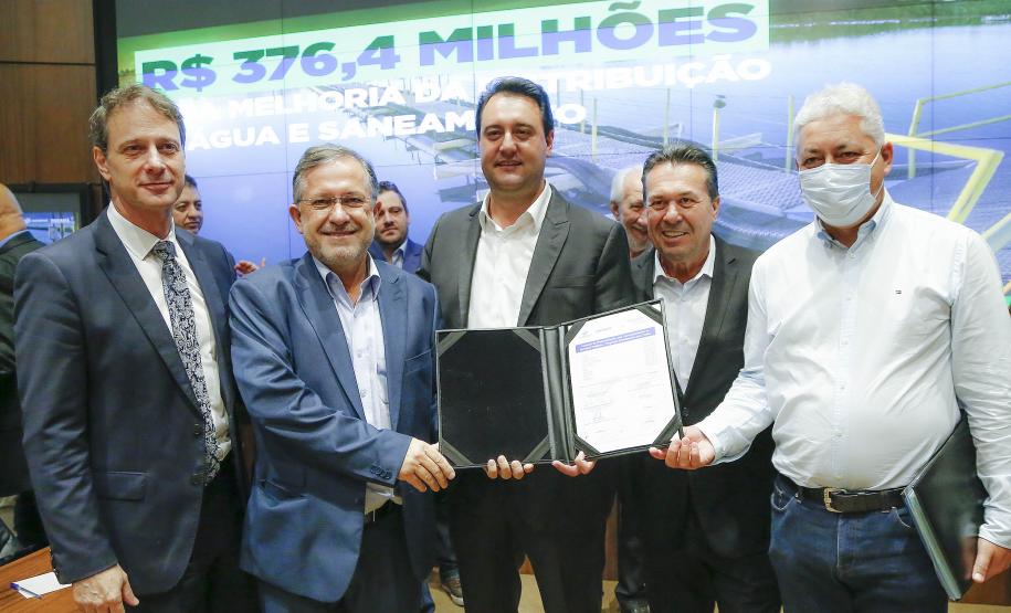 Com investimento de R$ 376,4 milhões em obras, Sanepar amplia atendimento em 12 cidades