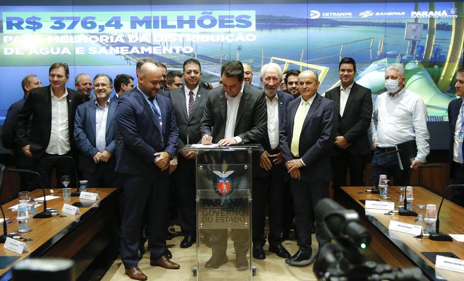 Com investimento de R$ 376,4 milhões em obras, Sanepar amplia atendimento em 12 cidades