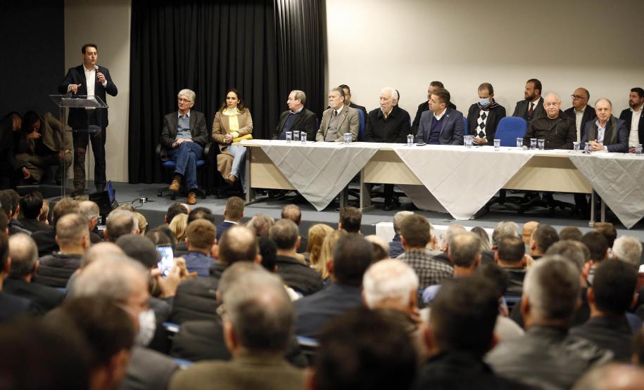 Governador ressalta importância da união com os municípios para o desenvolvimento do Paraná