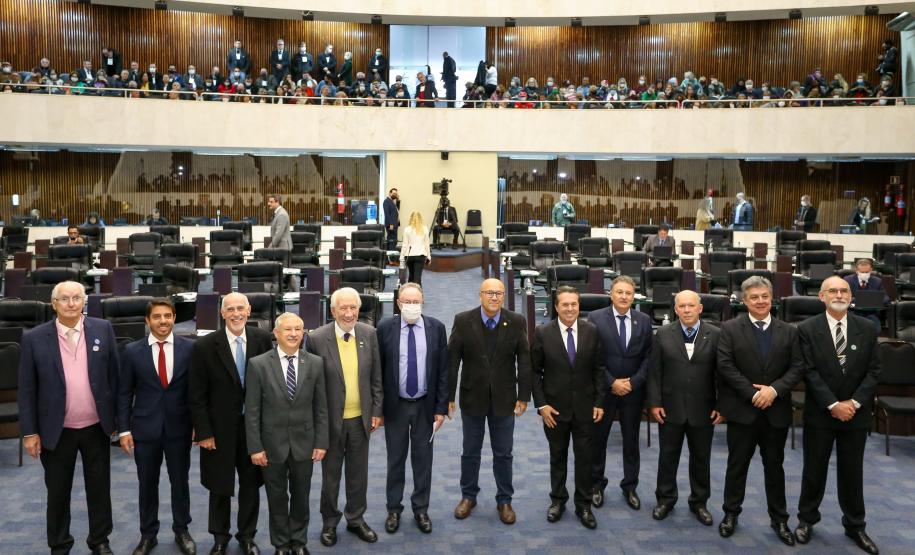 Com 88 anos de atuação, Crea-PR auxilia nas políticas do Governo do Estado