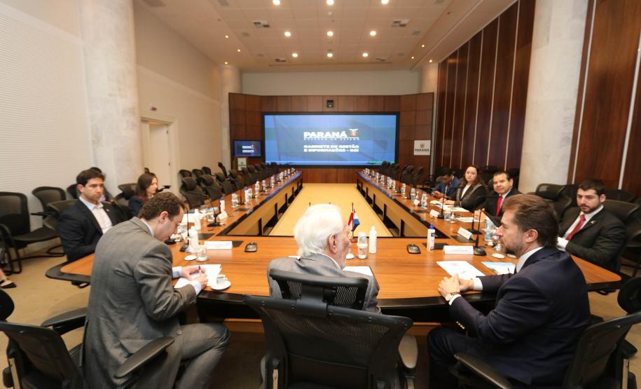 Vice-governador e ministro do Paraguai discutem formas de potencializar elos de logística