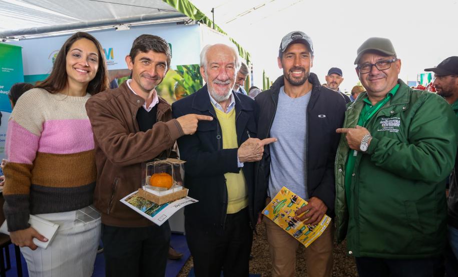 Piana destaca atuação do Estado para impulsionar a produção de ponkan em Cerro Azul