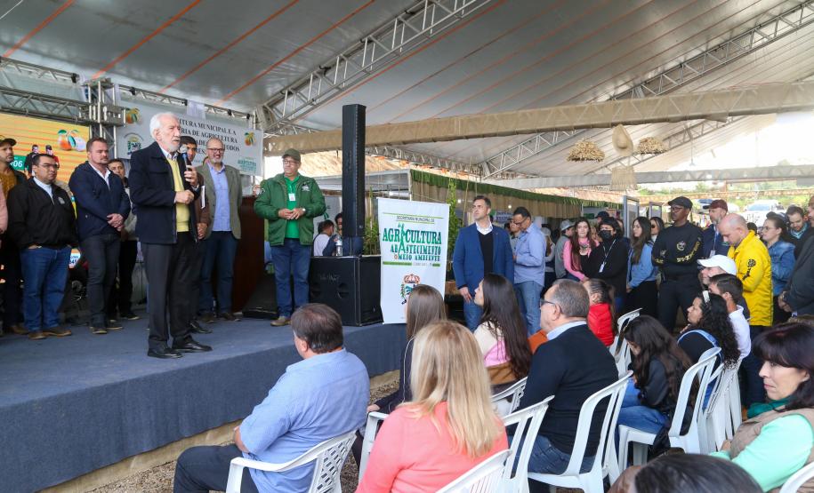 Piana destaca atuação do Estado para impulsionar a produção de ponkan em Cerro Azul