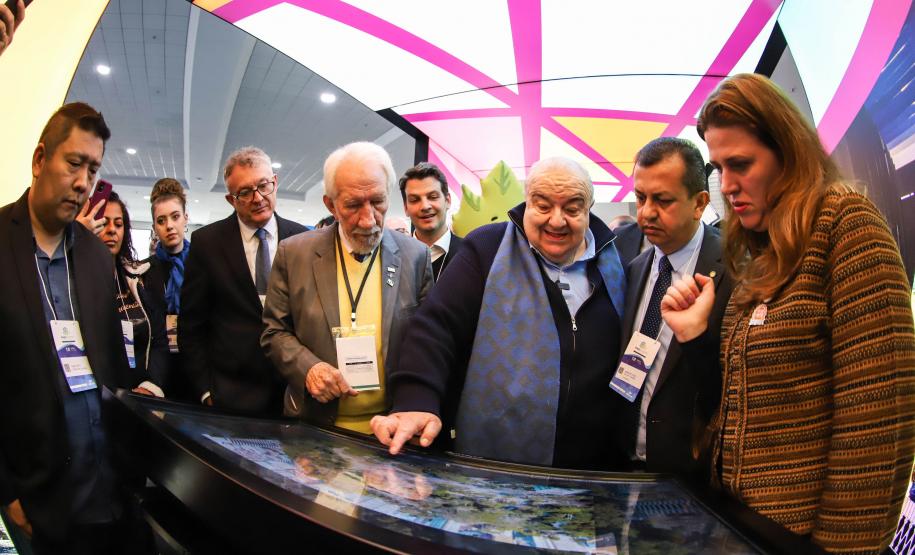 Governador em exercício destaca ações do Estado para expansão do setor na Expo Turismo