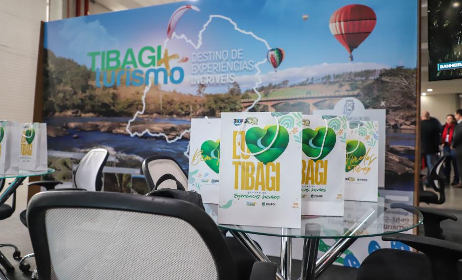 Governador em exercício destaca ações do Estado para expansão do setor na Expo Turismo