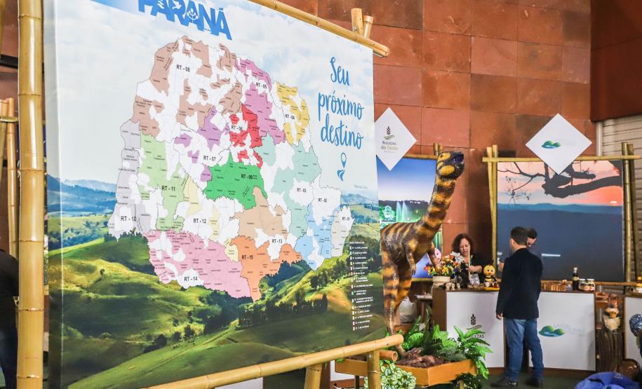 Governador em exercício destaca ações do Estado para expansão do setor na Expo Turismo