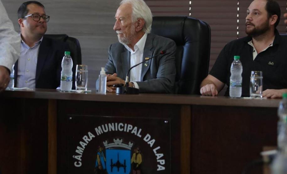 Estado e BRDE levam serviços para contribuir com a retomada econômica da Lapa