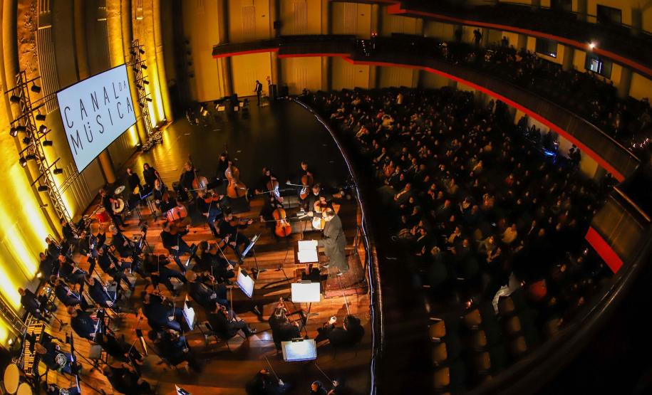 Grande Auditório do Canal da Música retoma as atividades em noite de gala