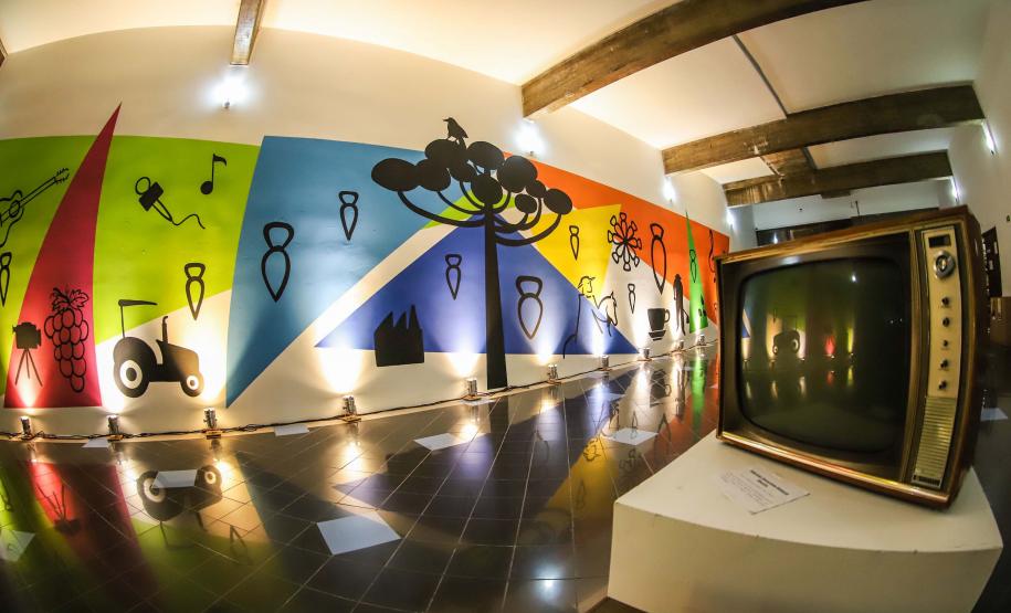 Grande Auditório do Canal da Música retoma as atividades em noite de gala