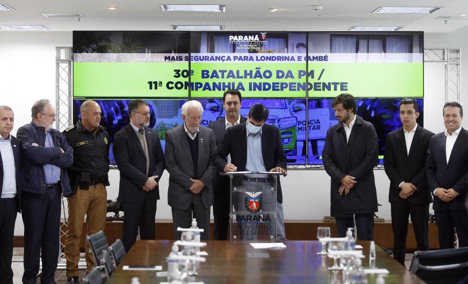 Governador anuncia novo Batalhão da PM e libera R$ 15 milhões para o CEEP de Londrina
