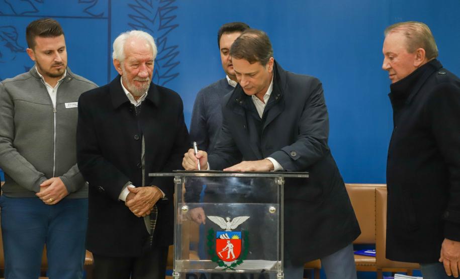 Sanepar amplia programa de saneamento rural para 10,8 mil pessoas de 25 cidades da RMC