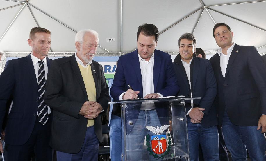 Governador lança edital de construção da Ponte de Guaratuba, que resolve gargalo histórico do Litoral