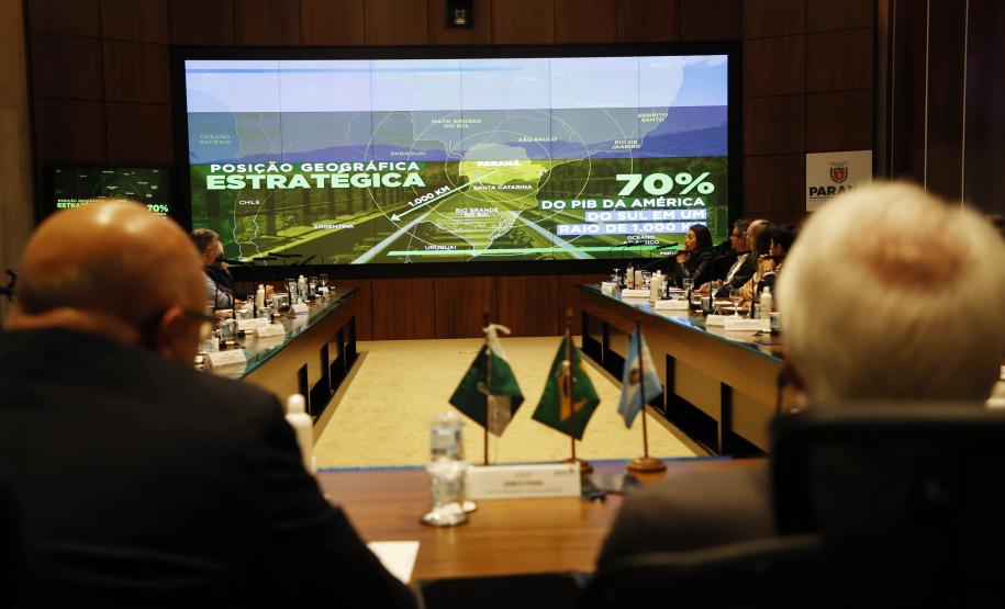 Comitiva argentina conhece potencial de infraestrutura e logística do Paraná