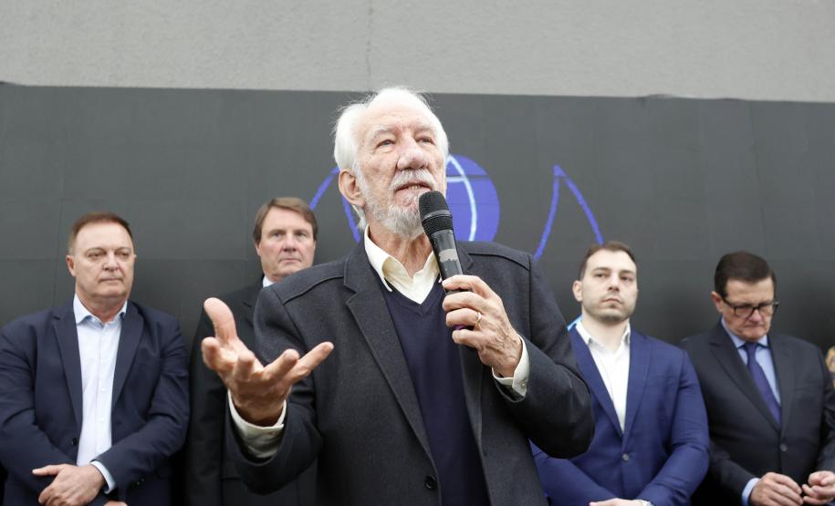 Governador em exercício participa de inauguração de novo complexo médico de Colombo