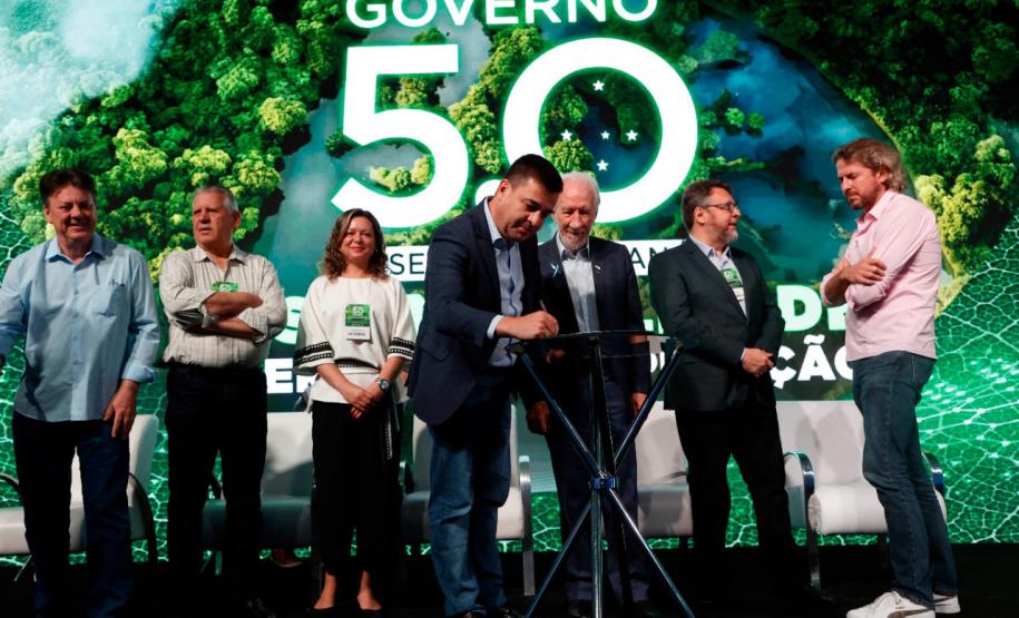 BRDE e Parque Tecnológico Itaipu assinam acordo para investimentos em inovação no Oeste