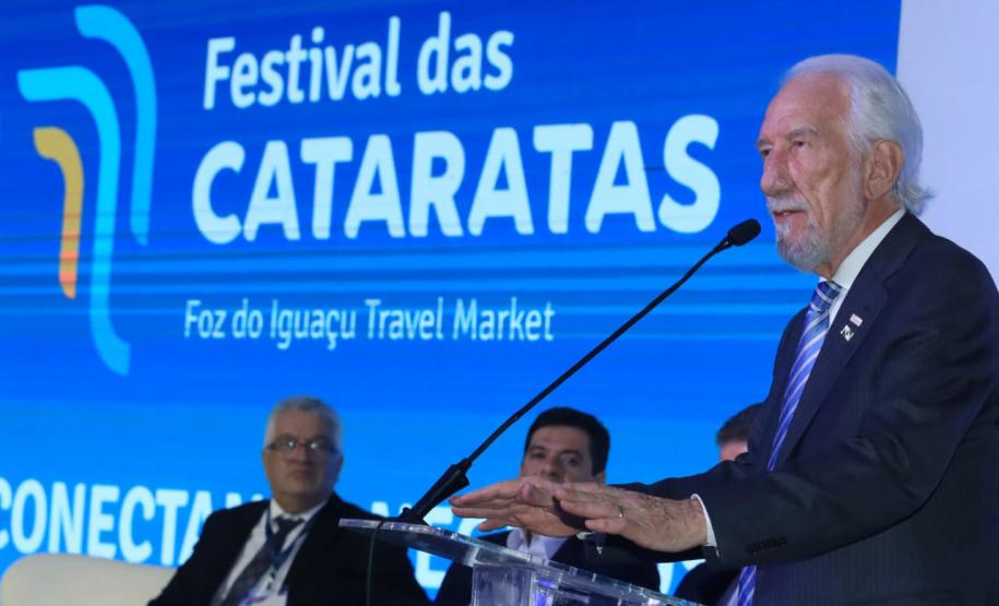 Atrativos turísticos do Paraná são destaque de feira internacional em Foz do Iguaçu