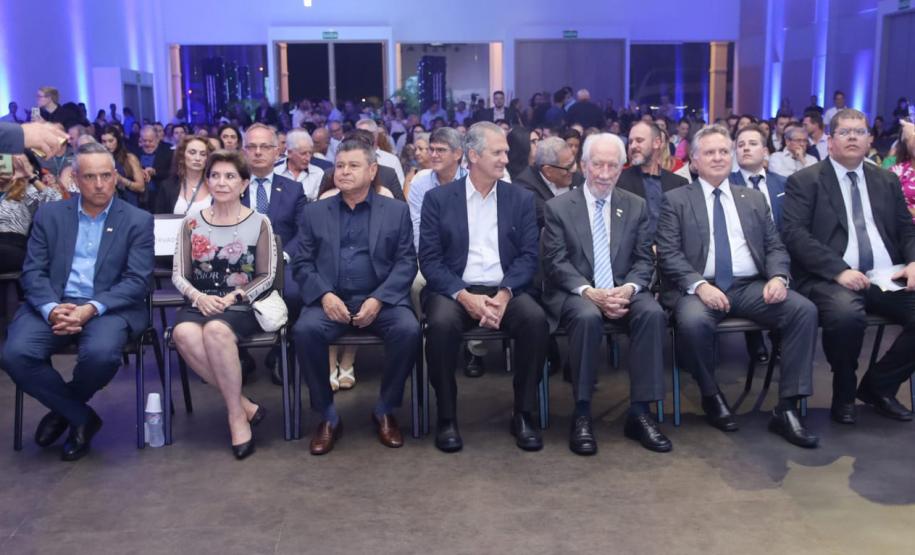 Atrativos turísticos do Paraná são destaque de feira internacional em Foz do Iguaçu