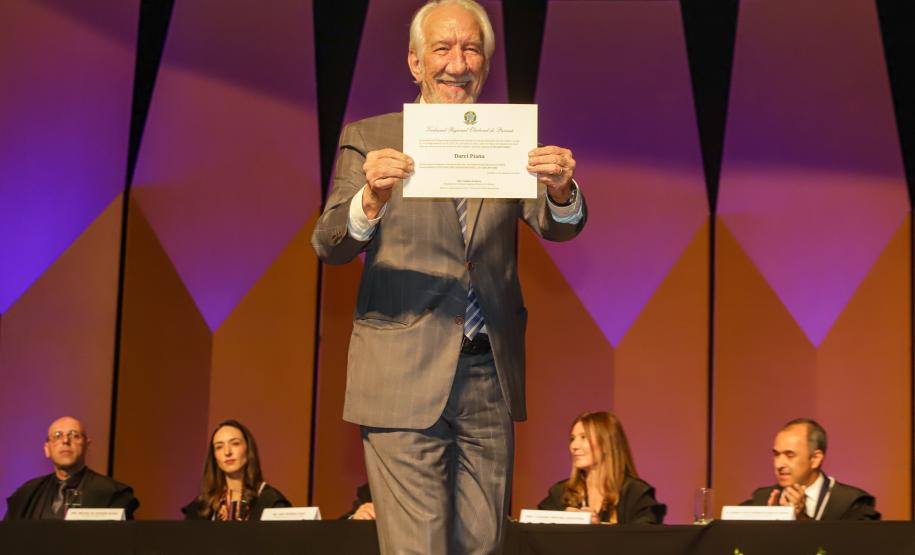 Ratinho Junior é diplomado, agradece paranaenses e prevê nova gestão com grandes resultados