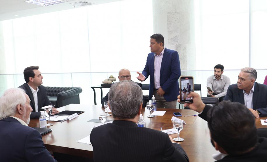 Governador autoriza abertura de três novos cursos gratuitos de nível superior em Loanda