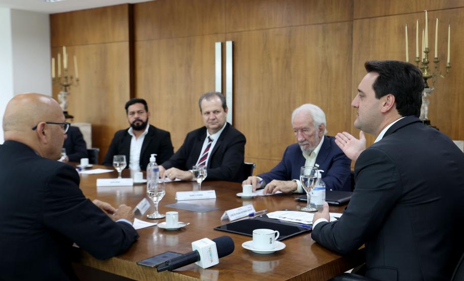 Governador autoriza abertura de três novos cursos gratuitos de nível superior em Loanda