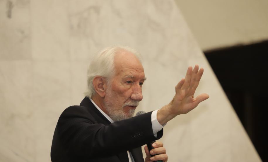 Ratinho Junior e Darci Piana tomam posse para mais quatro anos de mandato