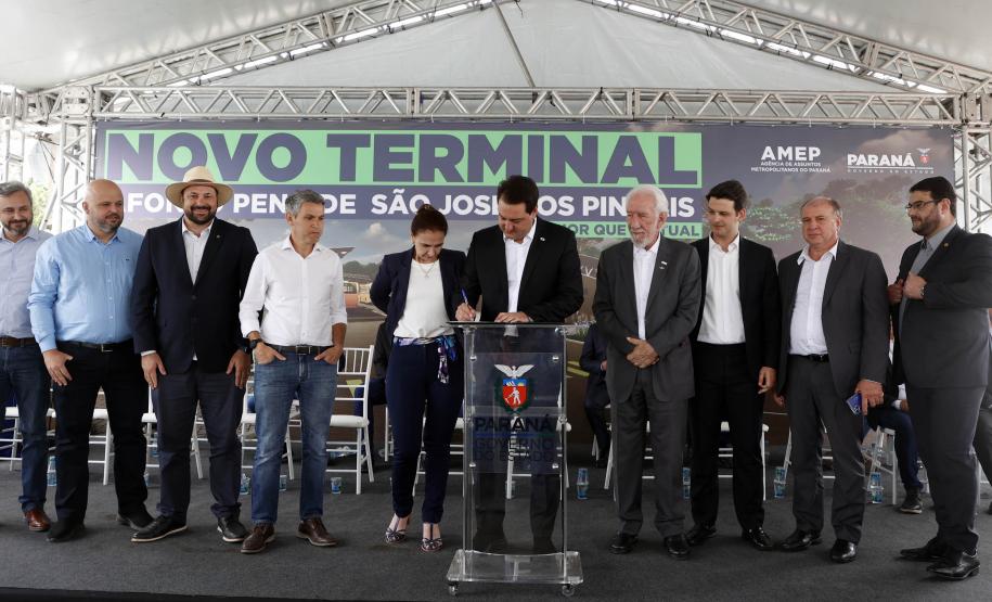 Governador autoriza início da construção do novo terminal de São José dos Pinhais