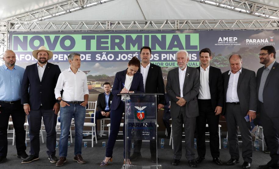Governador autoriza início da construção do novo terminal de São José dos Pinhais