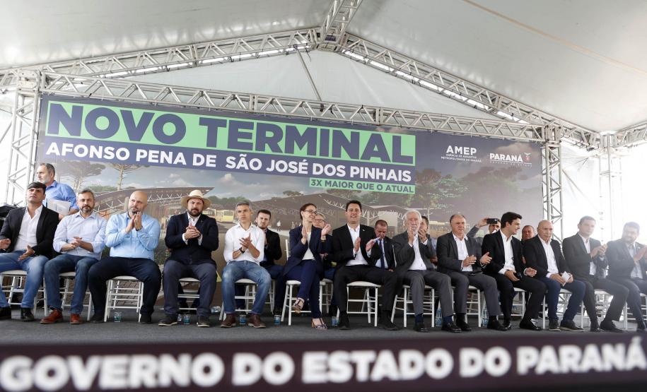 Governador autoriza início da construção do novo terminal de São José dos Pinhais