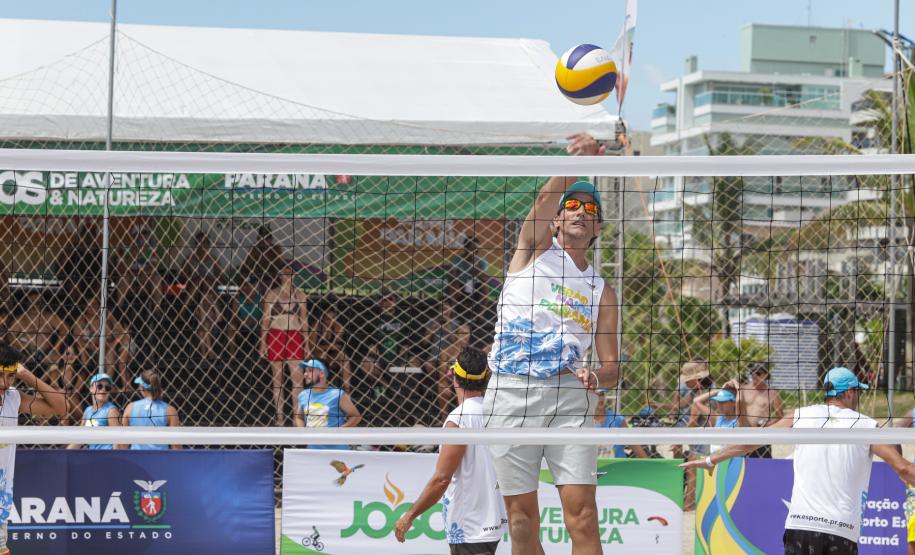 Com medalhistas olímpicos, Vôlei das Estrelas agita programação do Verão Maior Paraná