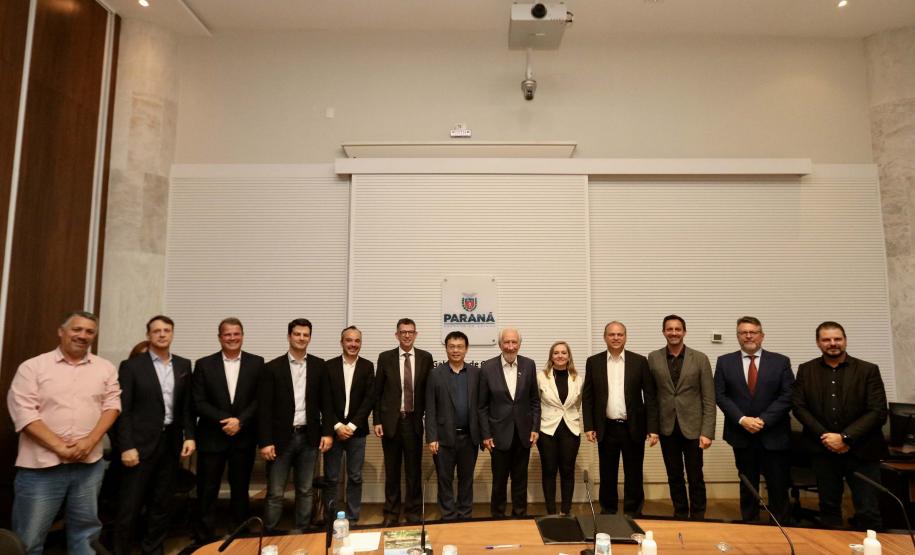 Estado e chinesa BYD discutem instalação de uma unidade da multinacional no Paraná