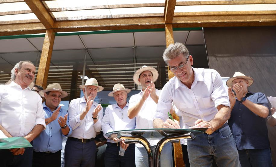 BRDE libera R$ 240 milhões para cooperativas, empresas e compra de ônibus elétricos de Cascavel