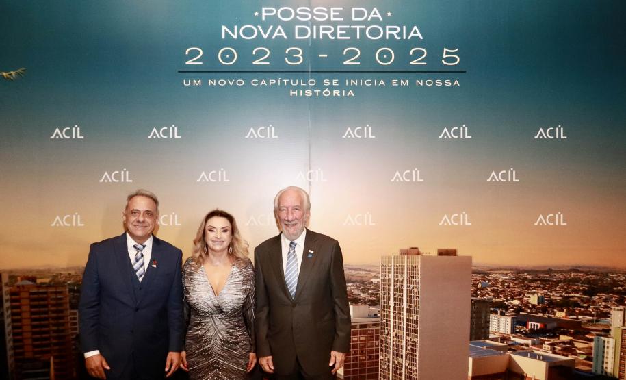 Governador em exercício exalta parceria entre Estado e o setor empresarial na posse da ACIL