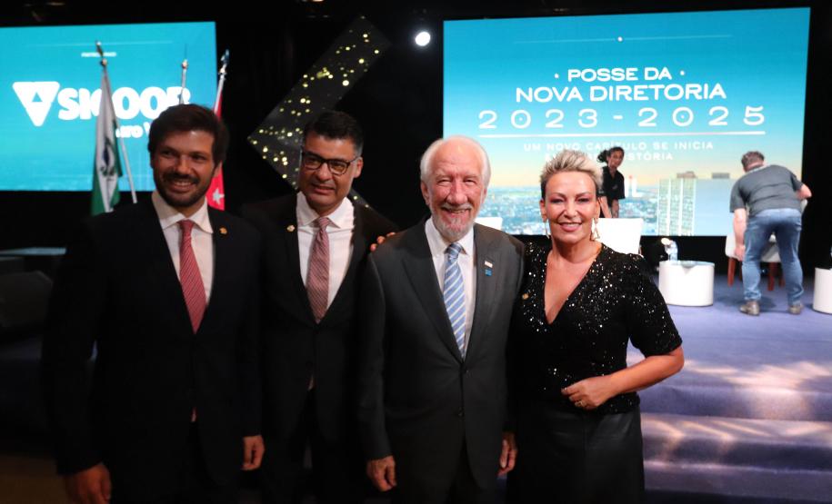 Governador em exercício exalta parceria entre Estado e o setor empresarial na posse da ACIL