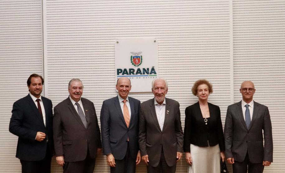Darci Piana apresenta o Paraná ao embaixador da Bélgica no Brasil
